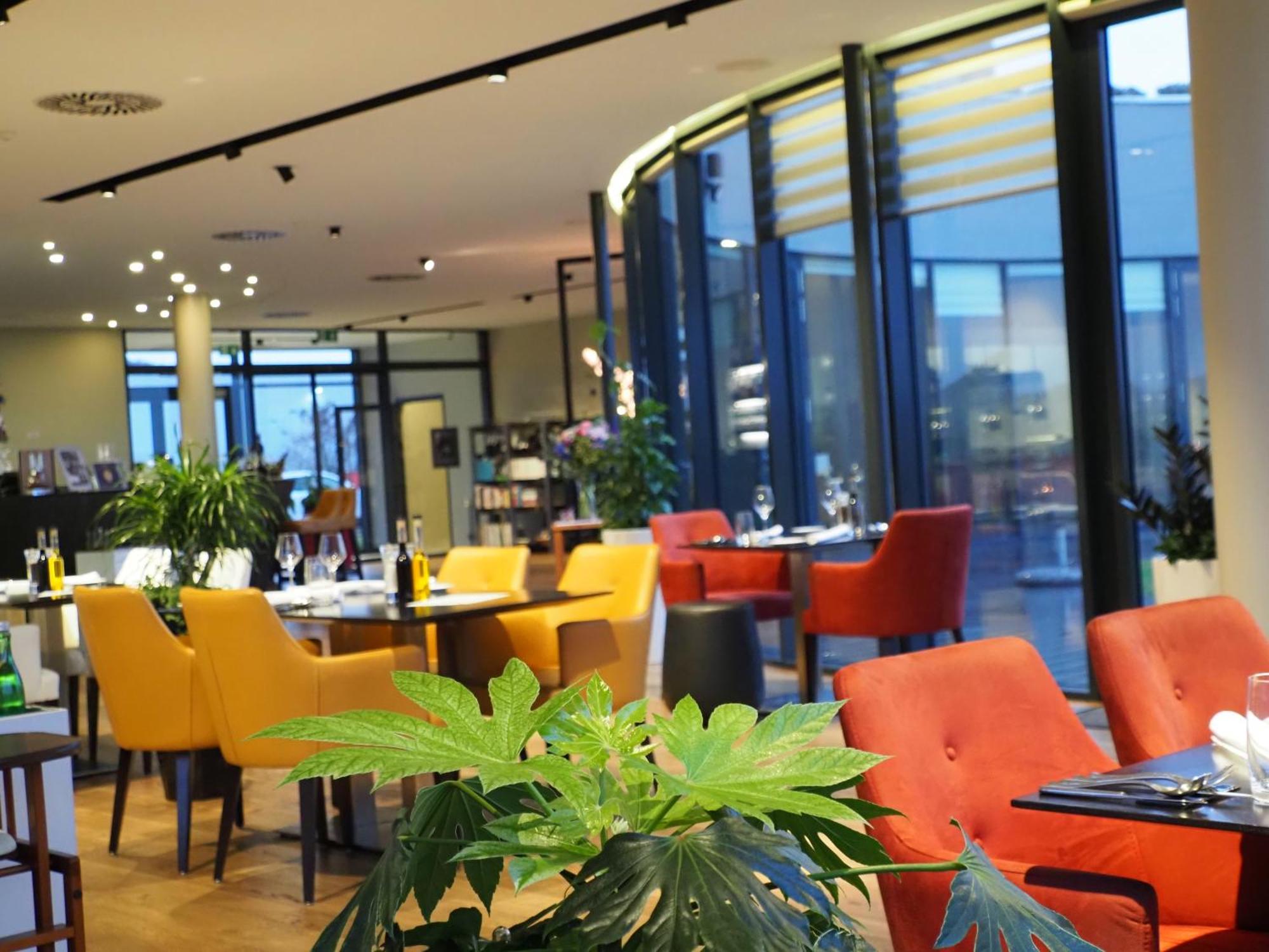 Mg Restaurace/Luxury Apartments Mladá Boleslav المظهر الخارجي الصورة