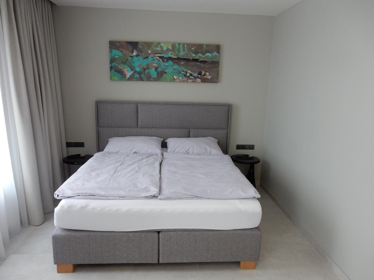 Mg Restaurace/Luxury Apartments Mladá Boleslav المظهر الخارجي الصورة
